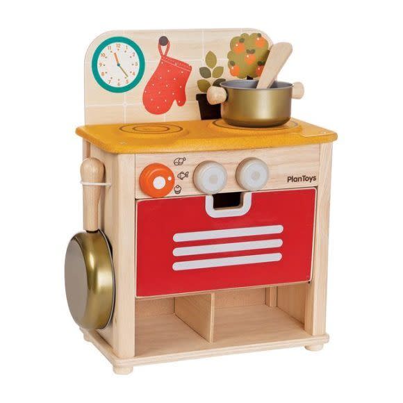 7) PlanToys Kitchen Set