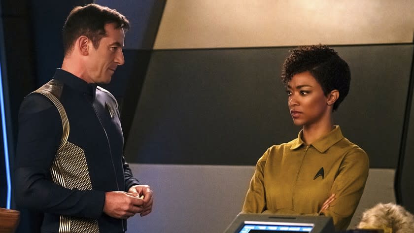 Star Trek: Discovery -- CBS TV Series, THURSDAY, OCT. 8 (10:00-11:00 PM, ET/PT) "Context is for Kings" (Original CBS All Access Airdate 10/1/17.) Burnham (Sonequa Martin-Green) finds herself aboard the U.S.S. Discovery where she quickly realizes things are not as they seem, including the mysterious Captain Gabriel Lorca (Jason Isaacs). "Context Is for Kings" -- Episode #103 -- Episodic coverage of the CBS All Access series STAR TREK: DISCOVERY. Pictured (l-r): Jason Isaacs as Captain Gabriel Lorca; Sonequa Martin-Green as First Officer Michael Burnham. Photo Cr: Jan Thijs/CBS © 2017 CBS Interactive. All Rights Reserved. Jason Isaacs and Sonequa Martin-Green in "Star Trek: Discovery" on CBS.