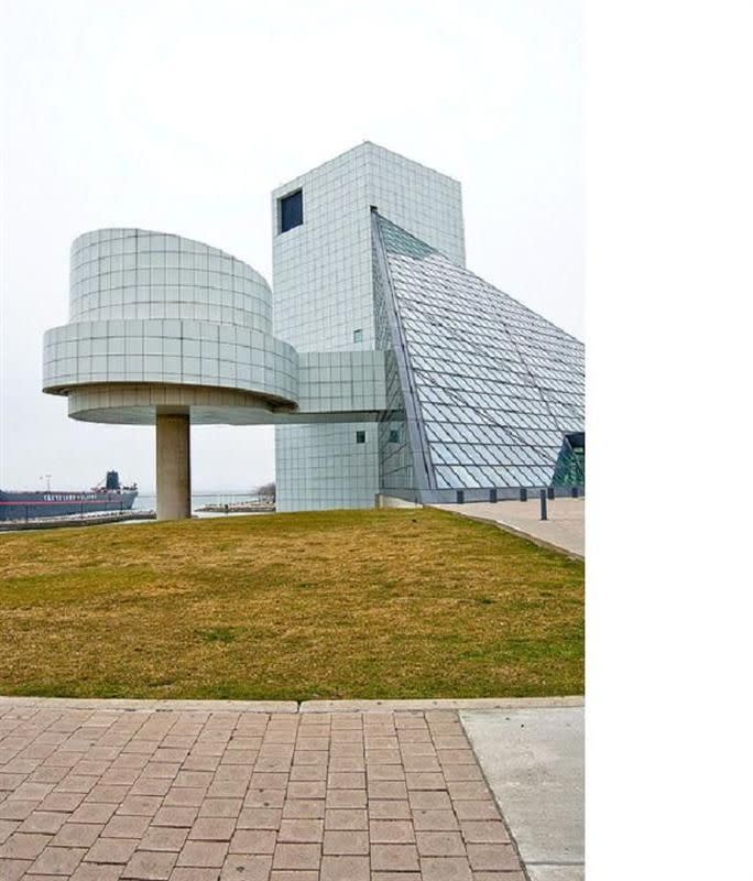 <b>2. Rock and Roll Hall of Fame and Museum; Cleveland, Ohio</b> Even the architect was unhappy with this one. Upon the building's completion, a displeased I.M. Pei admitted himself there's little harmony in these conflicting shapes.