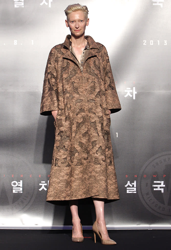 <b>Who:</b> Tilda Swinton<br><br> <b>Wearing:</b> A coffee-colored comforter<br><br> <b>Where:</b> "Snowpiercer" press conference in Seoul, South Korea