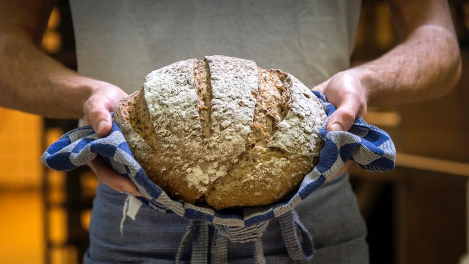 Is sourdough bread healthy