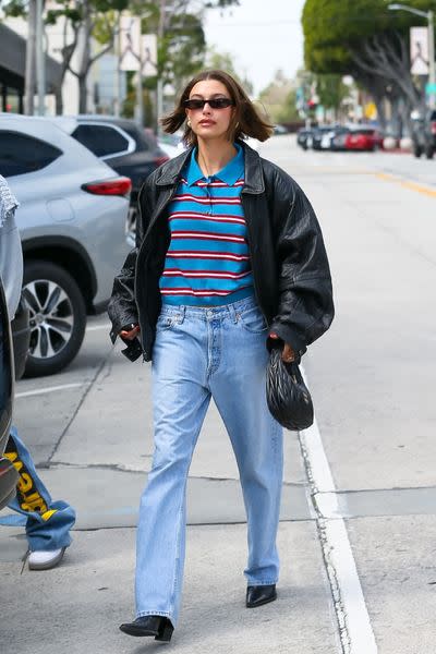 Hailey-Bieber-in-LA-March-2023