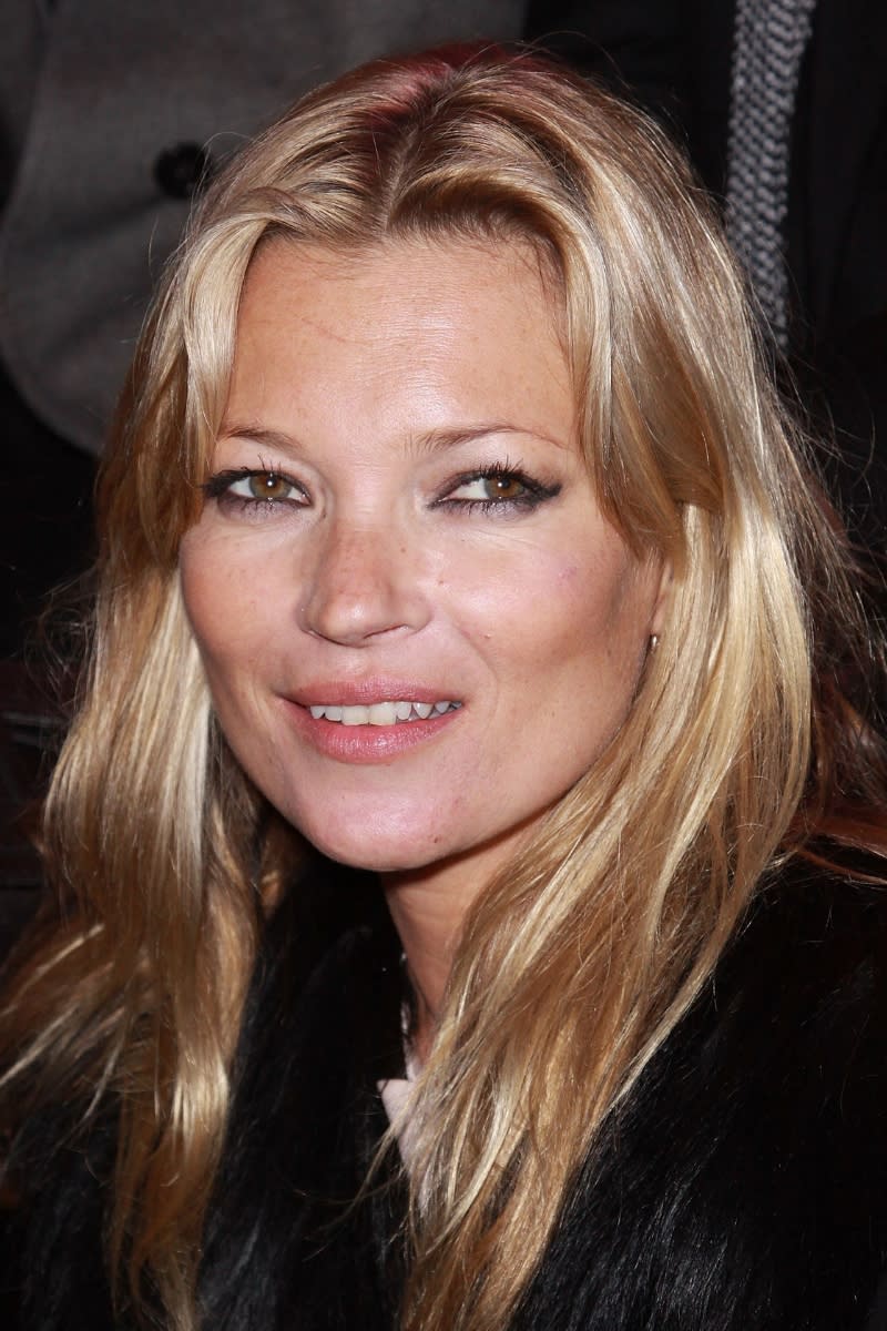 <p> For a very effortless, French-inspired look, a soft and smudgy liner is a great option - especially if you're an eyeliner beginner or are intimidated by the precision needed for liquid eyeliners. Kate Moss' eye makeup was created with a soft pencil, which has been smudged around her upper and lower lash lines and flicked out slightly, to create a smoky wing. It's very '90s and will compliment most makeup looks, especially a bold lipstick look. </p>