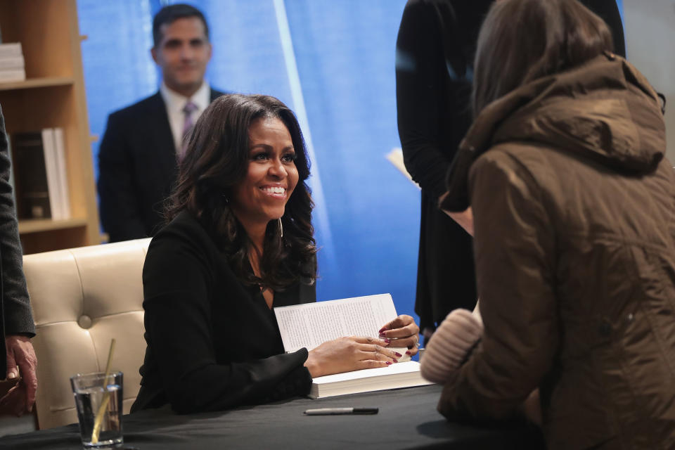 Michelle Obama tourt mit ihrem Buch durch die USA, macht dabei Halt in ihrer Heimatstadt Chicago. (Bild: Getty Images)