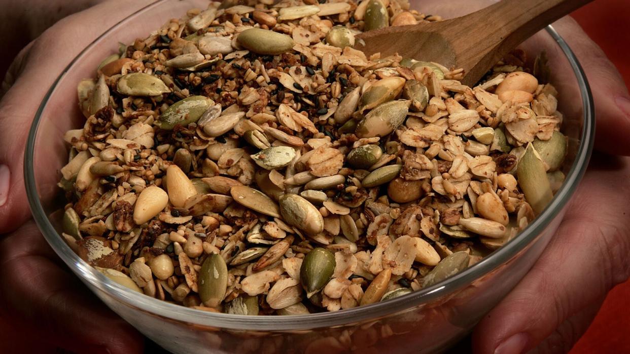 granola-US-UK-food-names-FT-BLOG0517.jpg