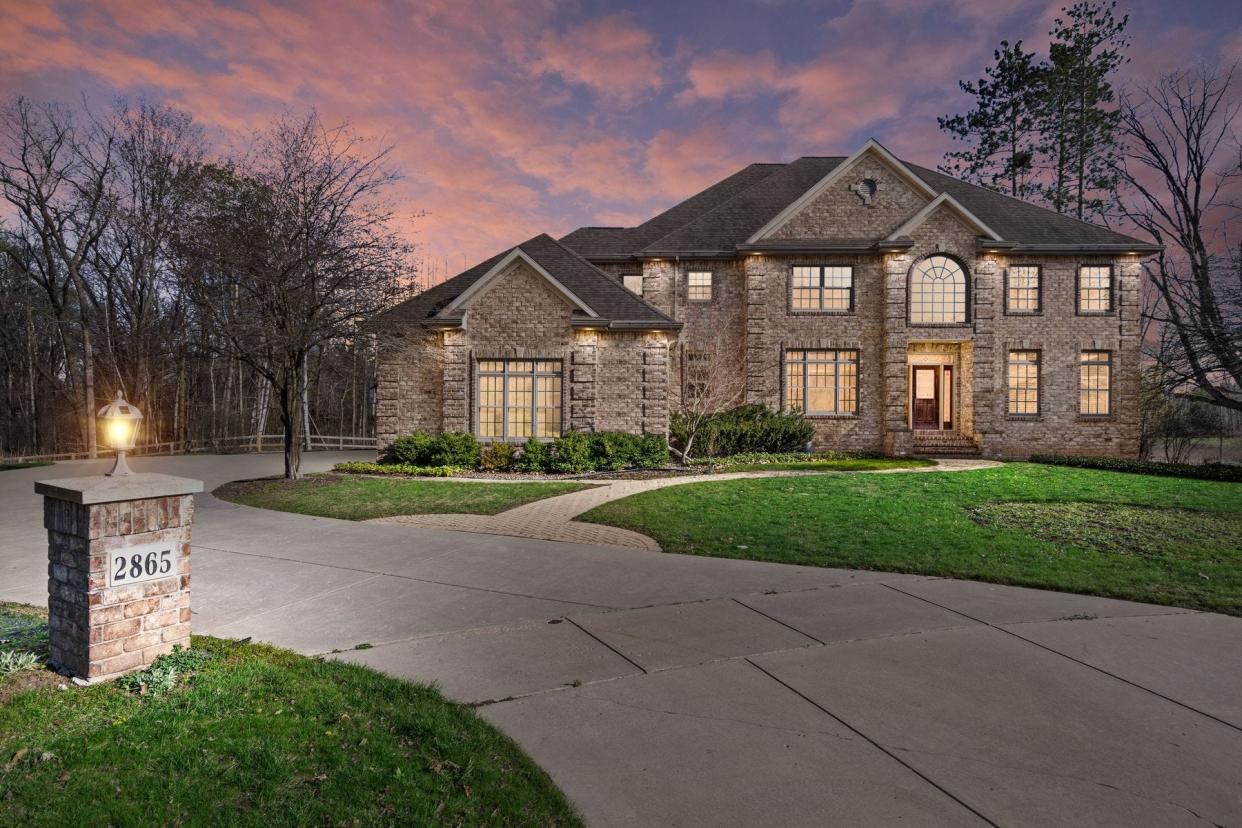 Former Green Bay Packers safety Adrian Amos listed his house in Green Bay.