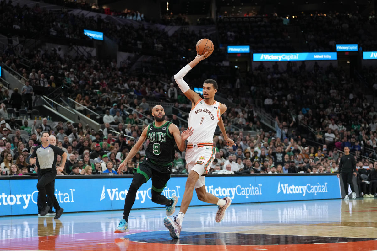 Boston's Derrick White on why he abandoned his block attempt on Victor