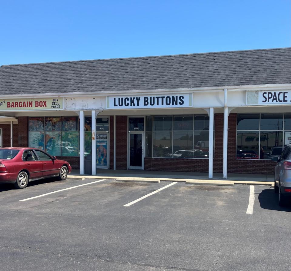 Lucky Buttons, a skill games business in the Colonial Shopping Center, is apparently the last skill games location in Newark, but may close soon if it hasn't already.