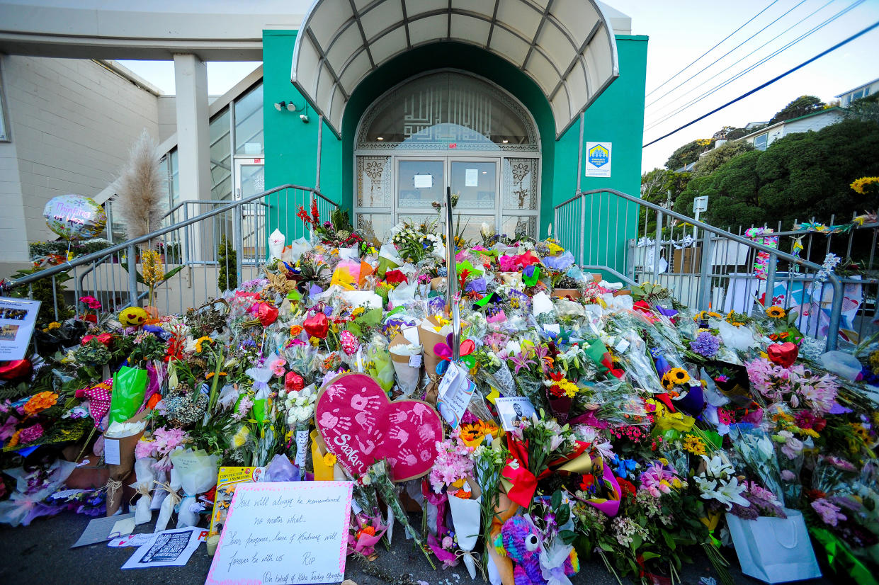 Die Neuseeländer solidarisieren sich eindrucksvoll mit ihrer muslimischen Community (Bild: AFP/David Lintott)