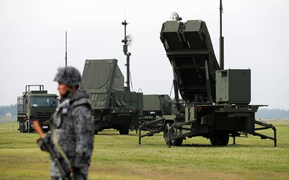 Japanese troops take part in a missile defense drill outside Tokyo on Aug. 29, 2017. (Photo: Issei Kato/Reuters)