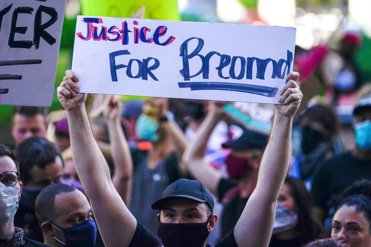 Image: Protests in Louisville following the death of Breonna Taylor (Bryan Woolston / Reuters file)