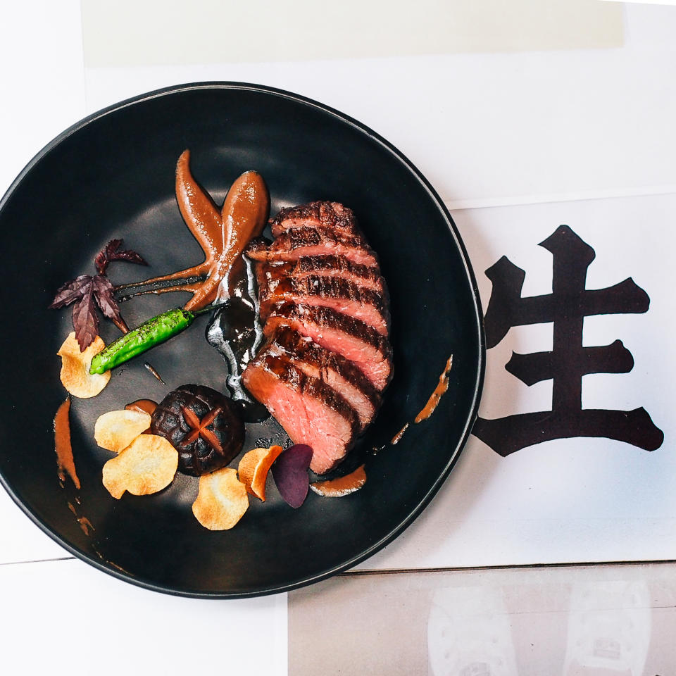 Smoked wagyu steak. (PHOTO: Chi Kinjo)