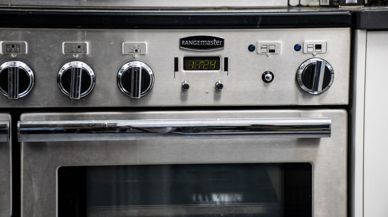 oven preheating