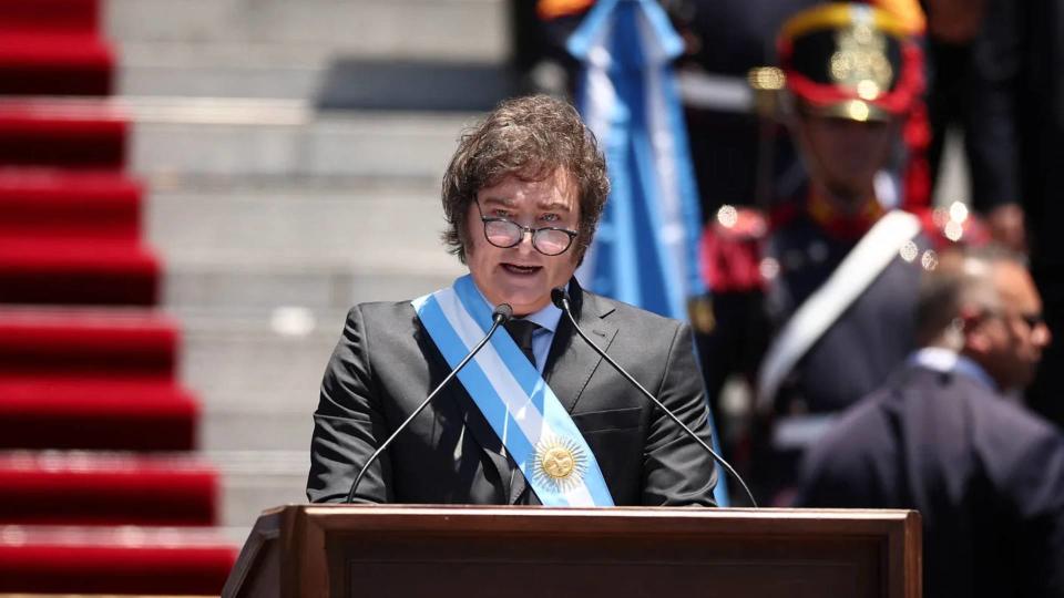 El presidente, Javier Milei durante su discurso al momento de asumir 