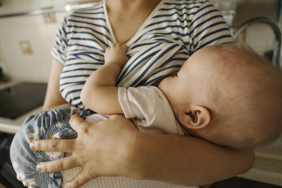 Breastfeeding takes weight off of new moms, and it's something that's not typically talked about. (Photo via Getty Images)