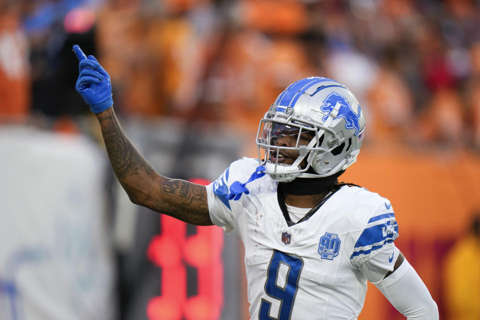 Detroit Lions wide receiver Jameson Williams (9) celebrates his 45-yard touchdown reception against the Tampa Bay Buccaneers during the second half of an NFL football game Sunday, Oct. 15, 2023, in Tampa, Fla. (AP Photo/Chris O'Meara)