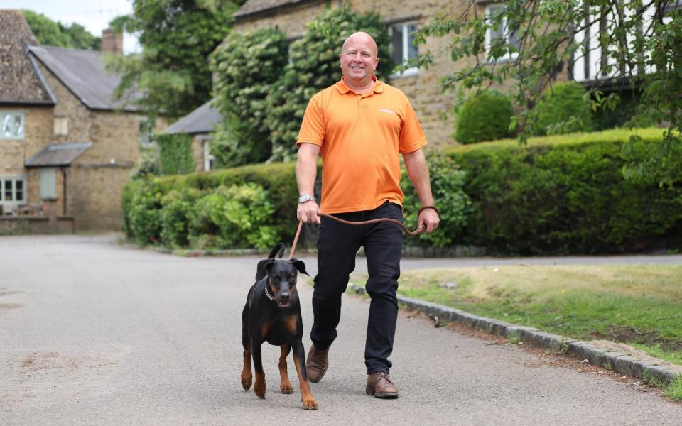 Steve Cummings and dog Bella photographed near his home close to Banbury in Oxfordshire - John Lawrence 