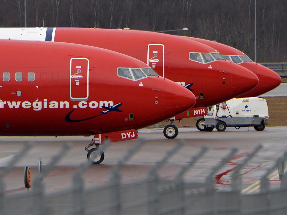 Norwegian Air Shuttle Boeing 737-800