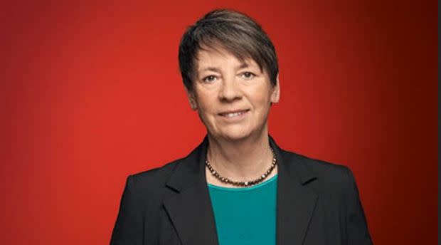 <b>Bundesministerium für Umwelt</b><br><br> SPD-Schatzmeisterin Barbara Hendricks übernimmt das Umweltministerium. Das Ressort wurde bislang von Peter Altmaier (CDU) geführt.