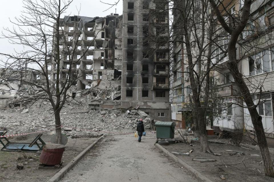 Mariupol destruction