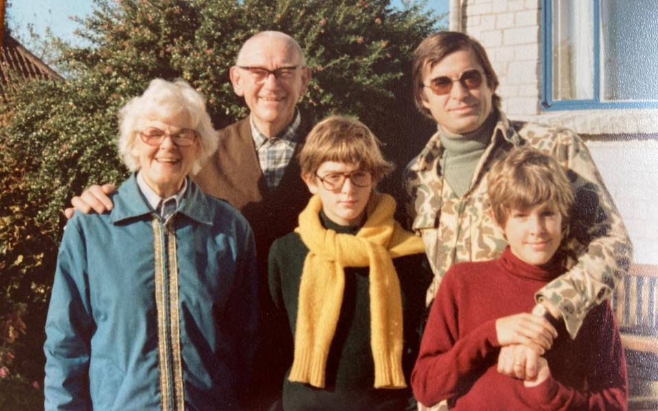 Marcel’s extended family on their way to the beach in the 1970s 