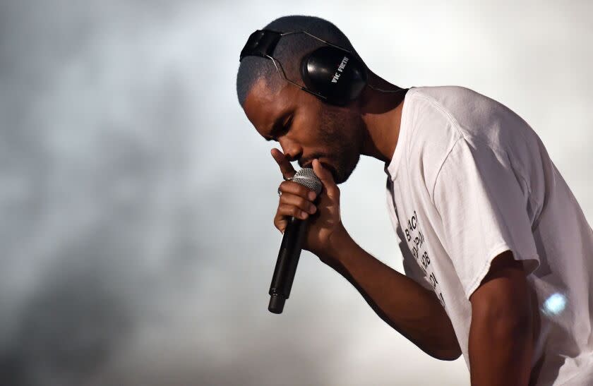 Frank Ocean performs at the 2017 Panorama Music Festival on Randall's Island in New York on July 28, 2017. / AFP PHOTO / ANGELA WEISS (Photo credit should read ANGELA WEISS/AFP via Getty Images)