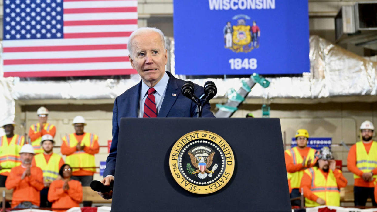 US President Joe Biden speaks about his economic plan at LIUNA Training Center in DeForest, Wisconsin, on February 8, 2023. (Photo by Mandel NGAN / AFP)