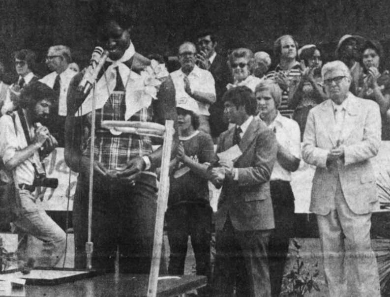 Lusia Harris is honored in 1976 after being the leading scorer on the U.S. women's Olympic basketball team.