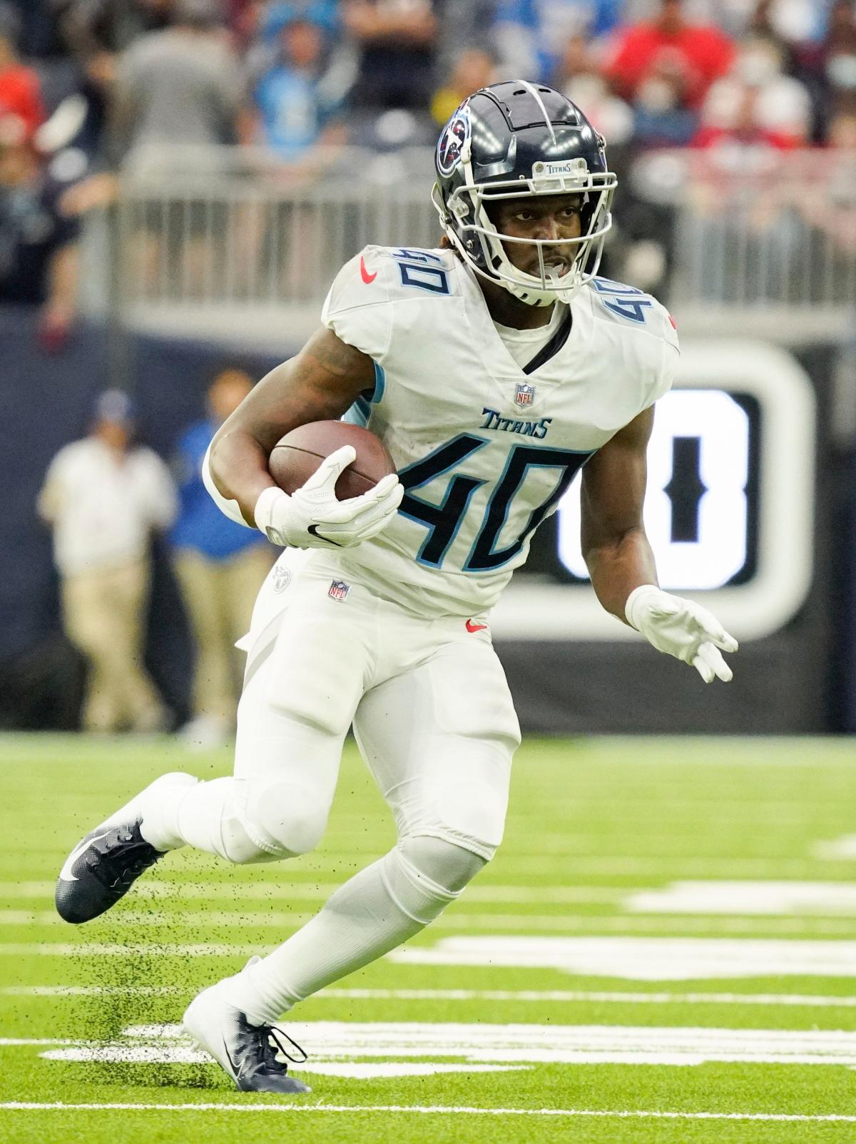 Tennessee Titans sign running back Dontrell Hilliard to active roster from  practice squad, agent says