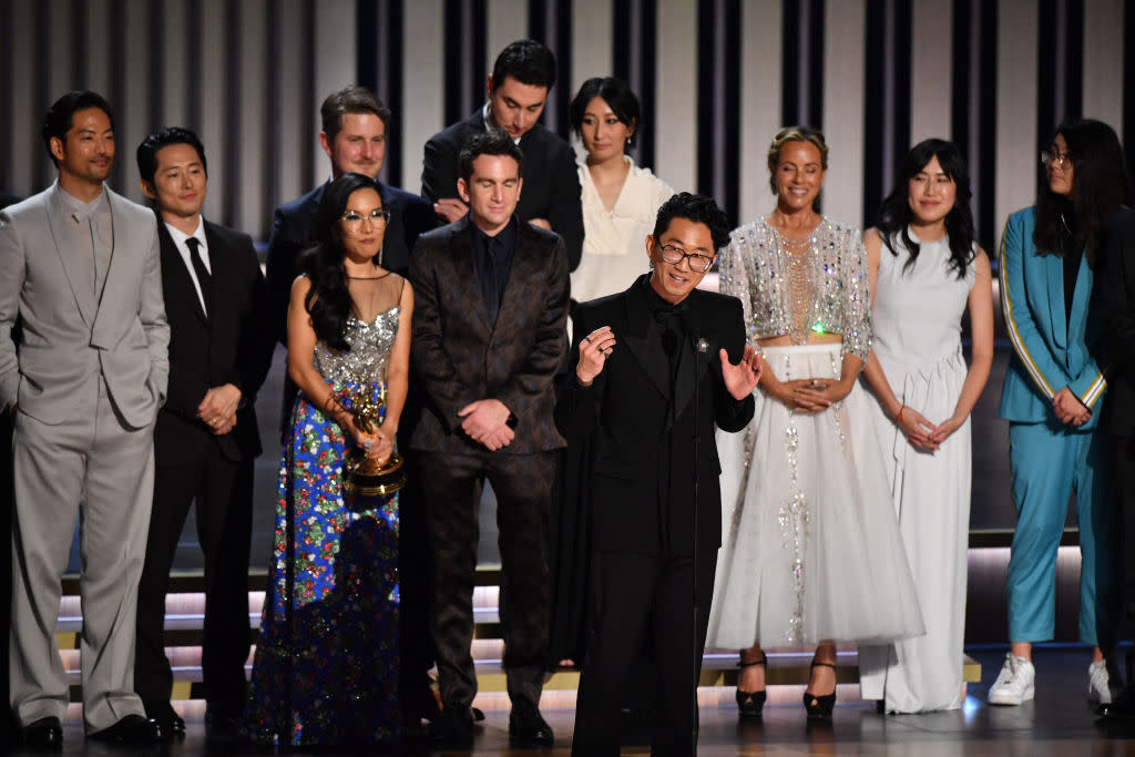  South Korean director Lee Sung Jin accepts the award for Outstanding Limited or Anthology Series for "Beef.“. 