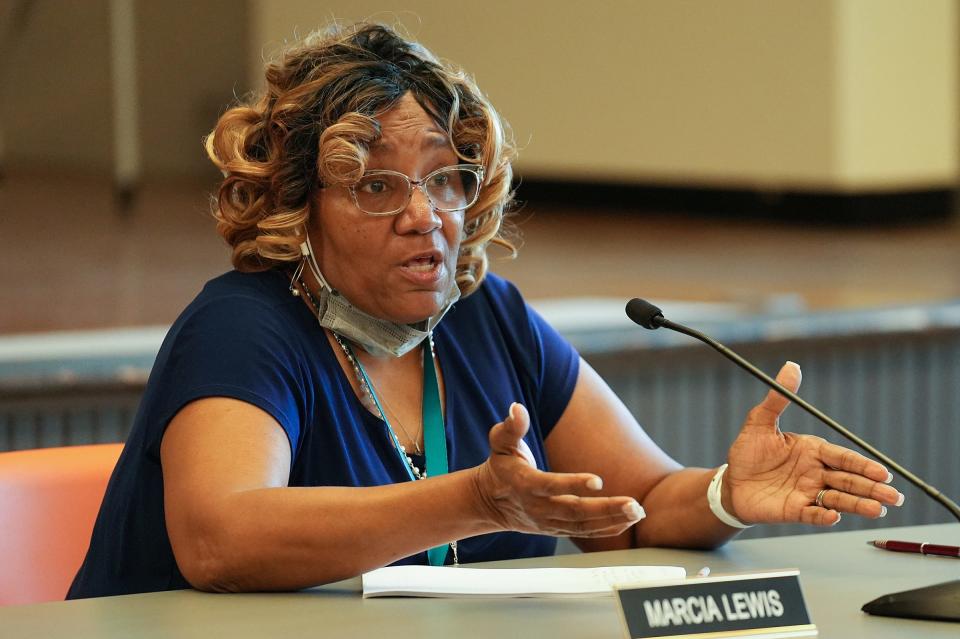 Marcia Lewis, interim executive director of Indianapolis Housing Agency, speaks during an IHA board of commissioners public meeting on Tuesday, June 14, 2022, at 16 Park Community Building in Indianapolis. 