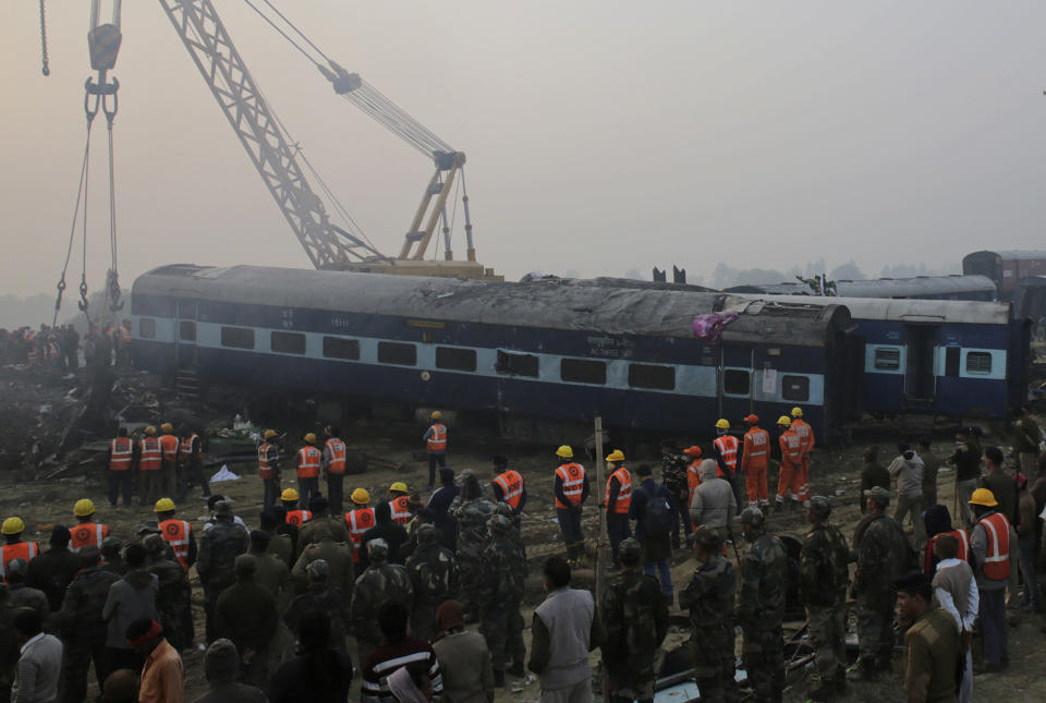 Train derails in northern India