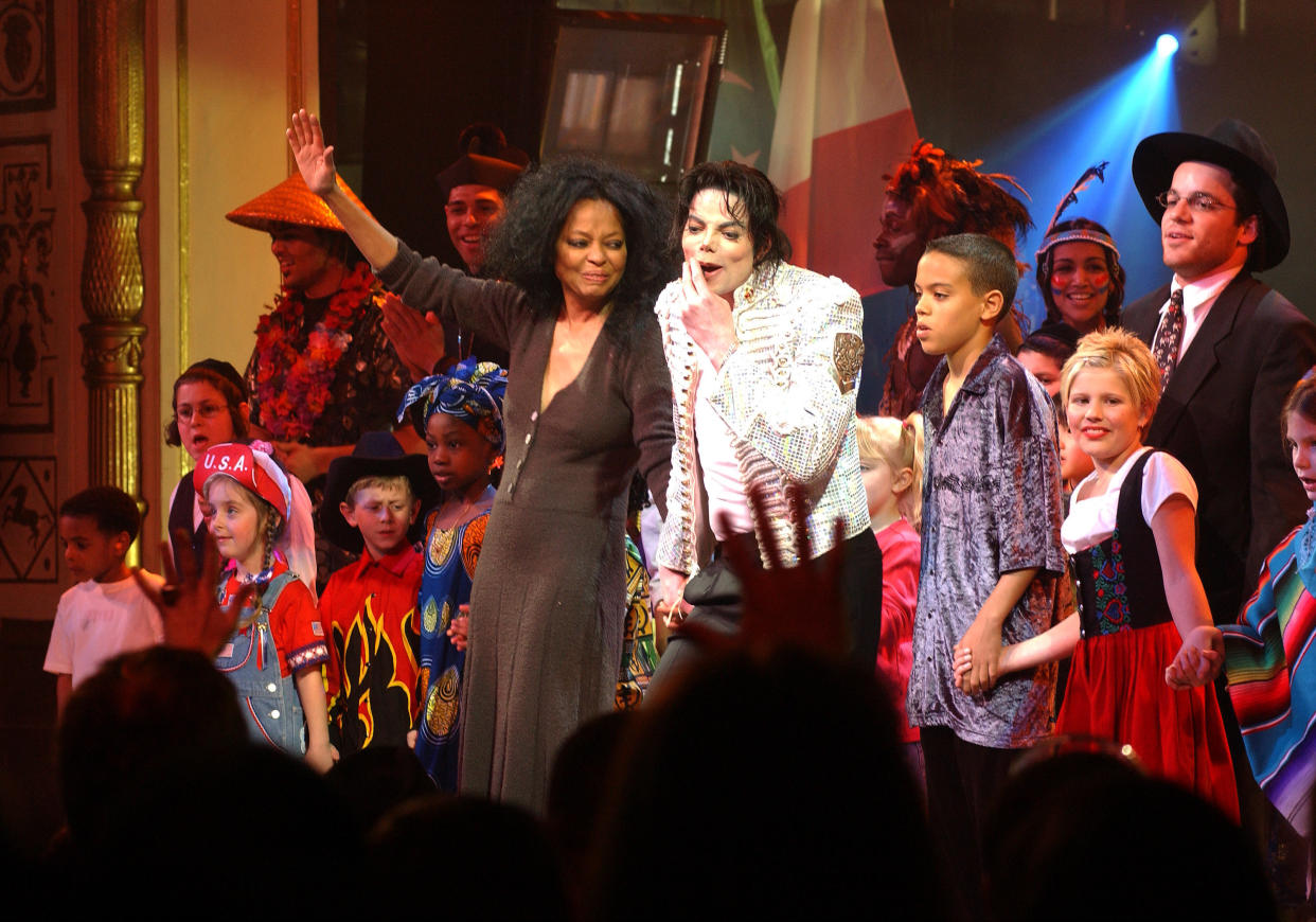 Diana Ross and Michael Jackson perform at a charity benefit. (Photo: New York Daily News Archive via Getty Images)