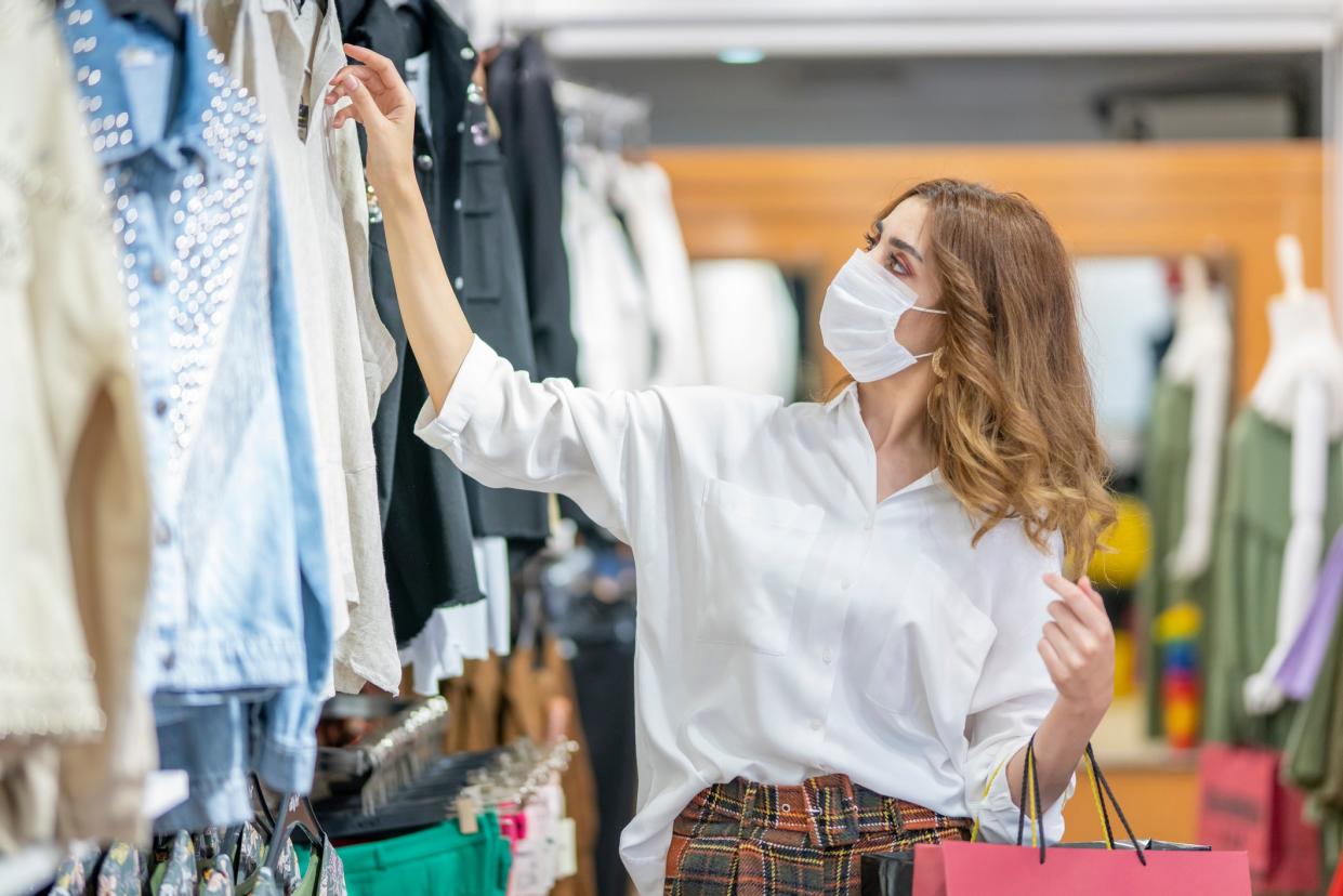 Ready to flex your plastic? (Getty Images)