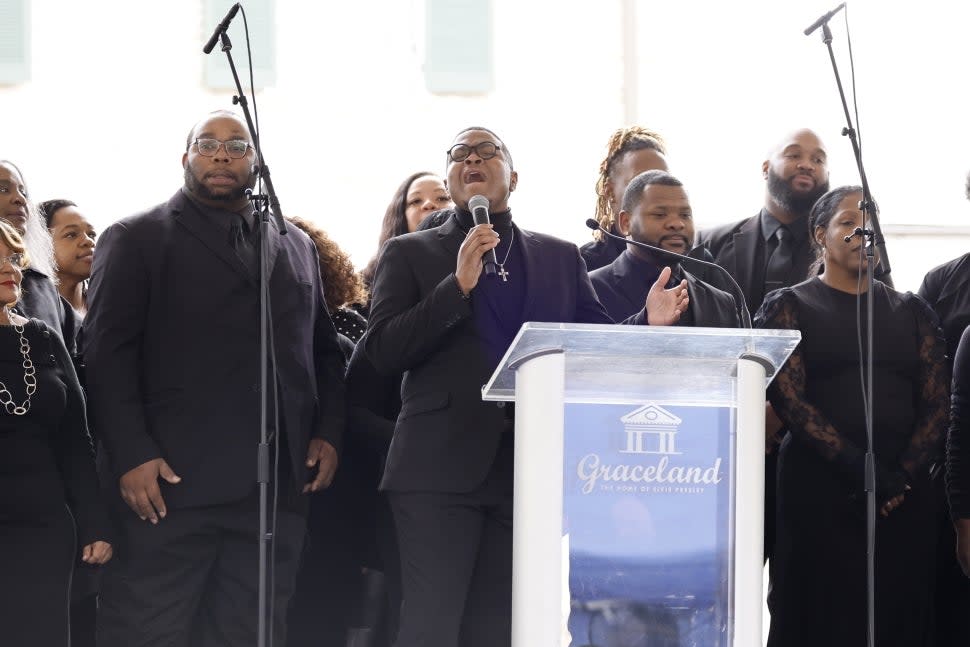 The Tennessee Mass Choir