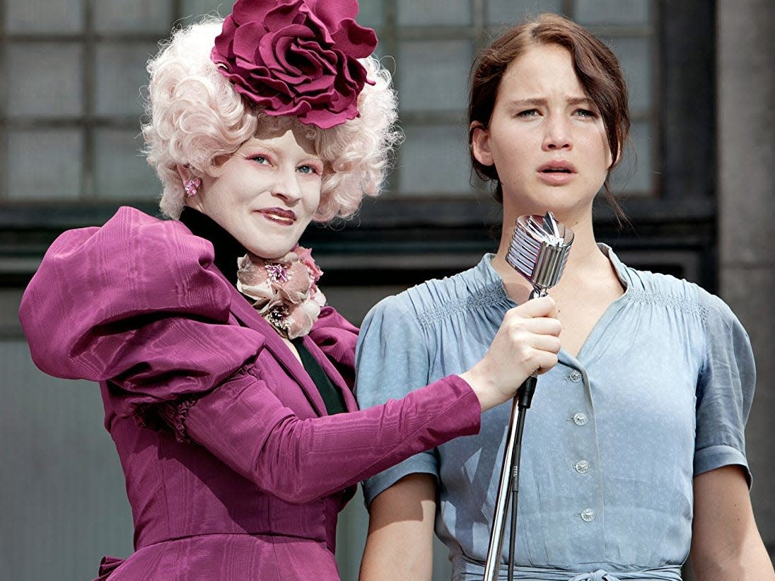 elizabeth banks jennifer lawrence the hunger games