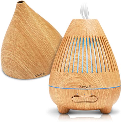 Wood Grain Essential Oil Diffuser, 130ml Aromatherapy Diffuser Ultrasonic Cool Mist Humidifier with Waterless Auto-Off, 7 Light Colors and 3 Top Covers (2020 Model) (Amazon / Amazon)