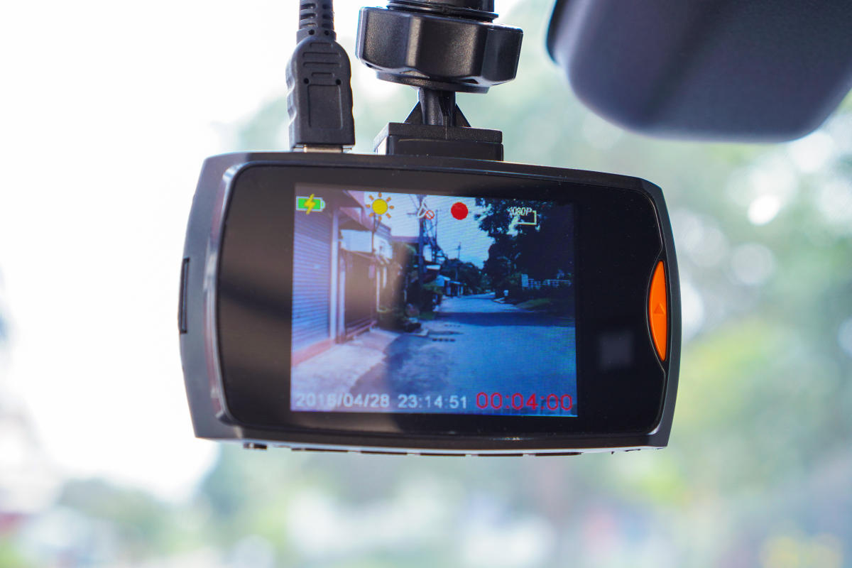 Las mejores dashcams o cámaras para coche y los casos en que es legal  usarlas