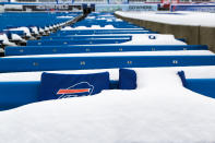 <p>Snow covered seats before a game between the Buffalo Bills and Indianapolis Colts on December 10, 2017 at New Era Field in Orchard Park, New York. (Photo by Brett Carlsen/Getty Images) </p>