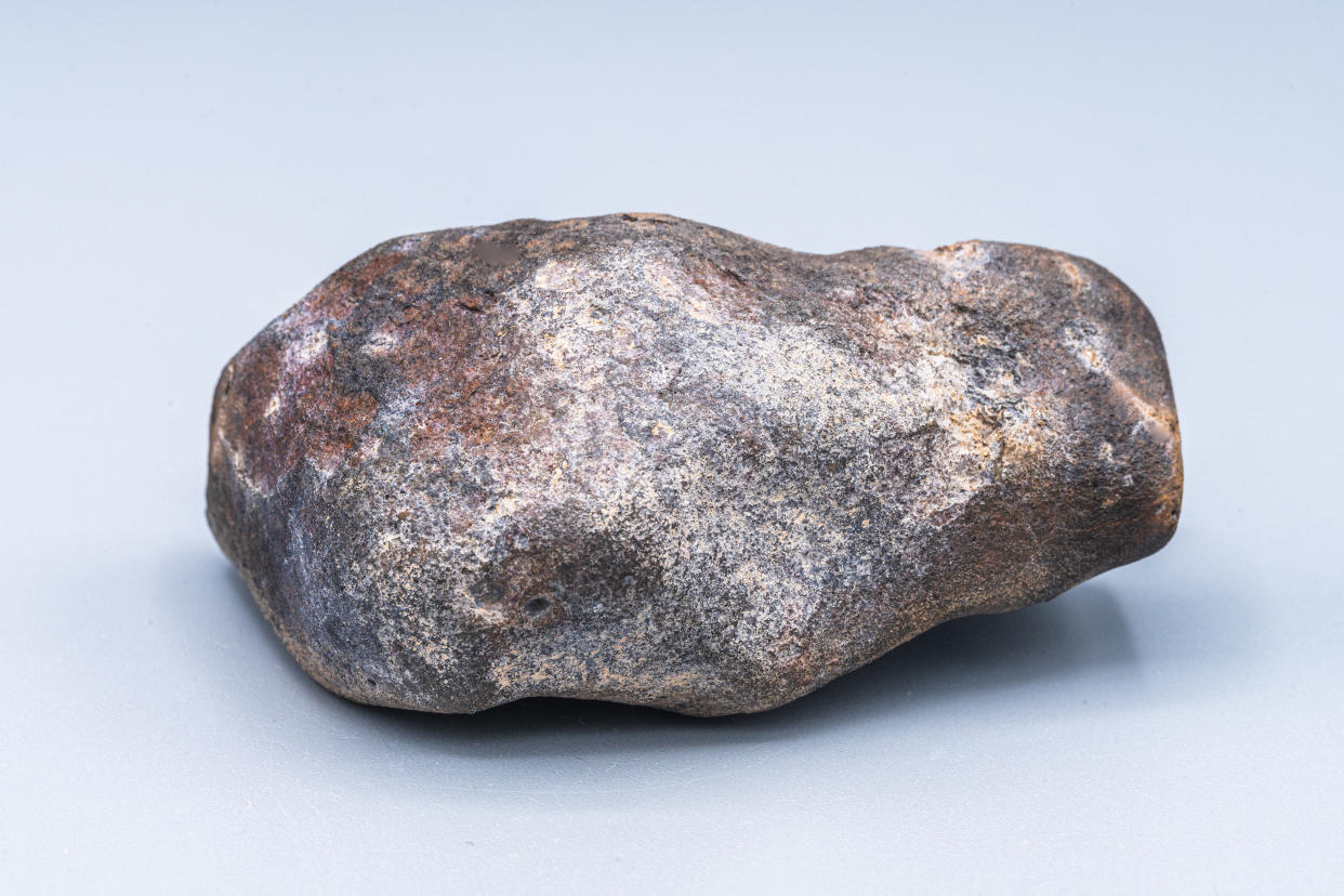 Immer wieder landen Meteoritensplitter auf der Erde. Nicht alles sind so wertvoll wie das Exemplar aus Indonesien. (Symbolbild: Getty)