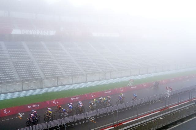 Poor visibility for the riders during the men’s C1-3 road race