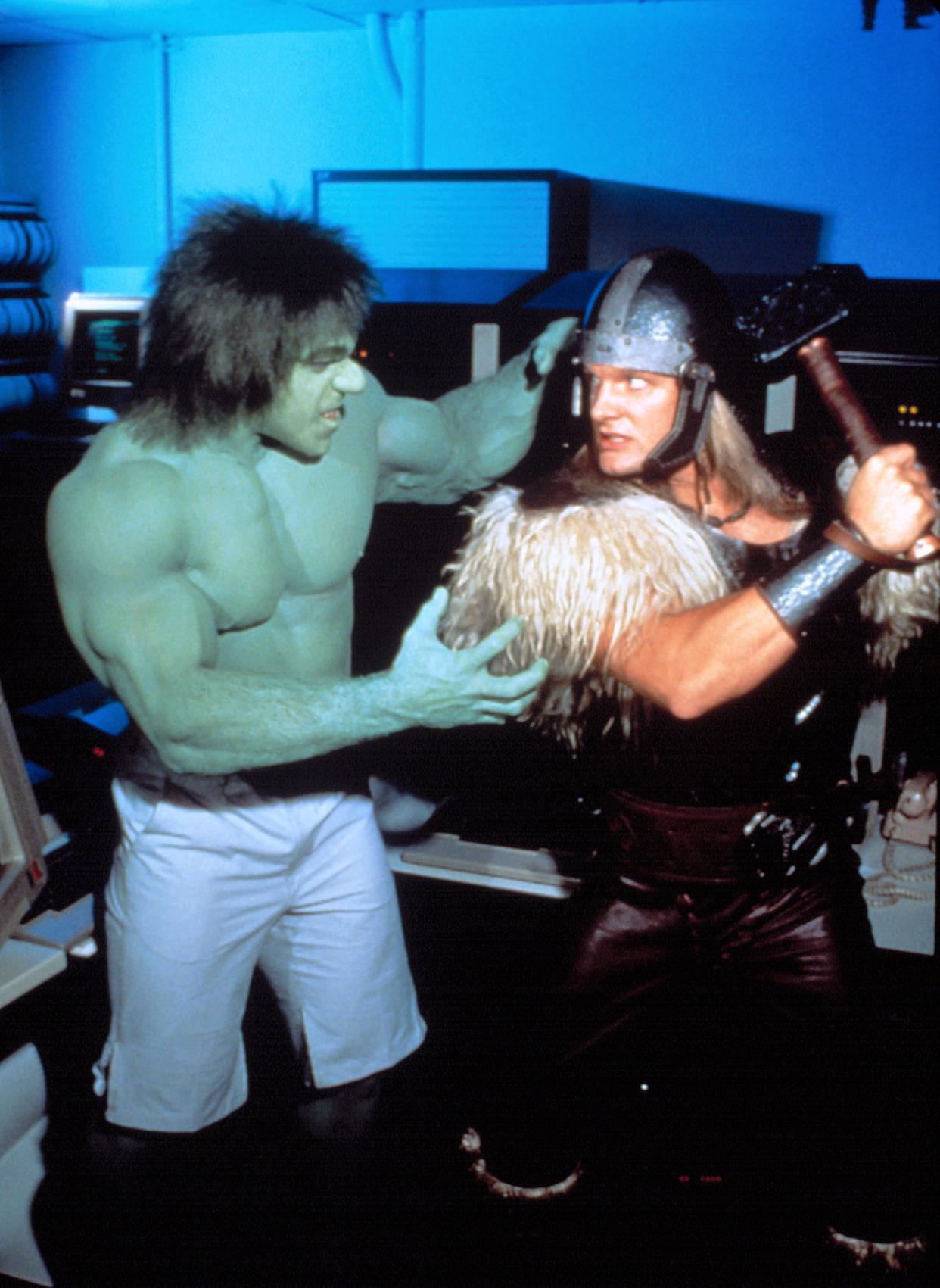 The Incredible Hulk (Lou Ferrigno) meets the Mighty Thor (Eric Allan Kramer) for the first time in live-action form in <em>The Incredible Hulk Returns</em> (Photo: Everett Collection)