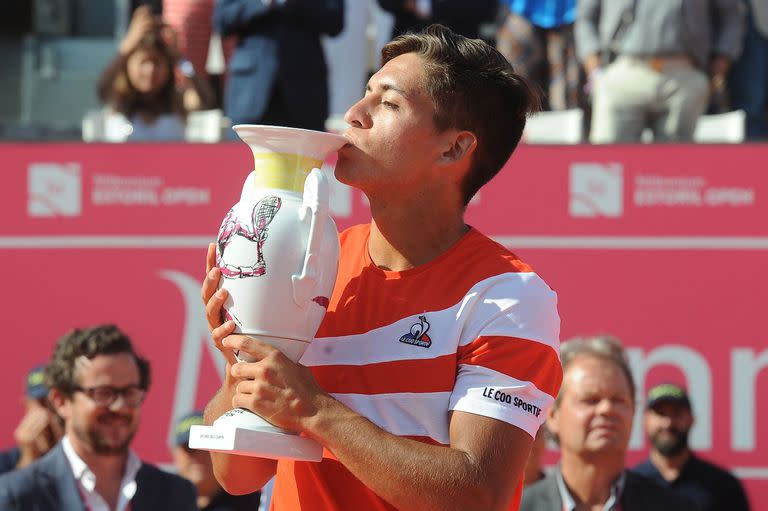 En mayo pasado, en Estoril, el argentino Sebastián Báez se coronó campeón de ATP por primera vez; esta semana se estrenará como N° 1 argentino del ranking jugando el mismo torneo de Portugal