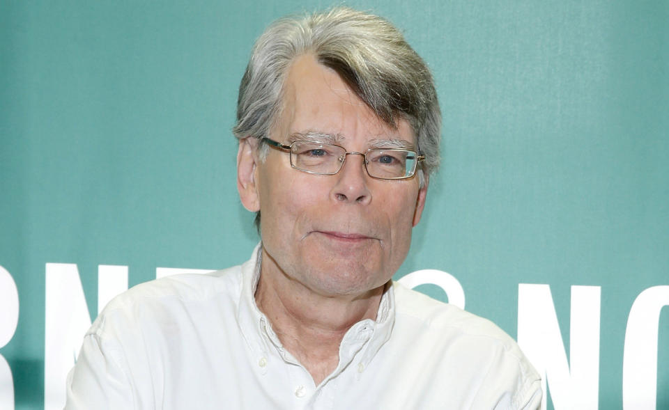 Netflix is expanding its lineup based on Stephen King's works. According to