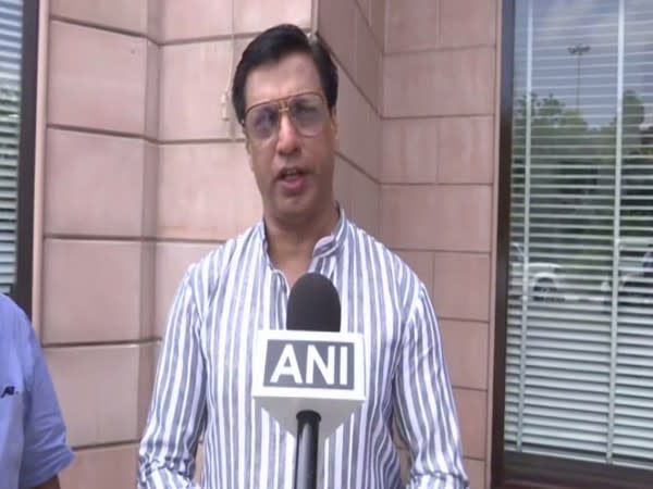 Filmmaker Madhur Bhandarkar speaking to ANI on Sunday in Lucknow, Uttar Pradesh. Photo/ANI