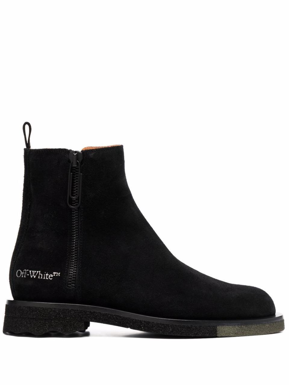 <p><a href="https://go.redirectingat.com?id=74968X1596630&url=https%3A%2F%2Fwww.farfetch.com%2Fshopping%2Fmen%2Foff-white-sponge-sole-chelsea-boots-item-17595042.aspx&sref=https%3A%2F%2Fwww.esquire.com%2Fstyle%2Fmens-fashion%2Fg27091351%2Fbest-suede-chelsea-boots%2F" rel="nofollow noopener" target="_blank" data-ylk="slk:Shop Now;elm:context_link;itc:0;sec:content-canvas" class="link ">Shop Now</a></p><p>Sponge Sole Chelsea Boots</p><p>$580.00</p><p>farfetch.com</p>