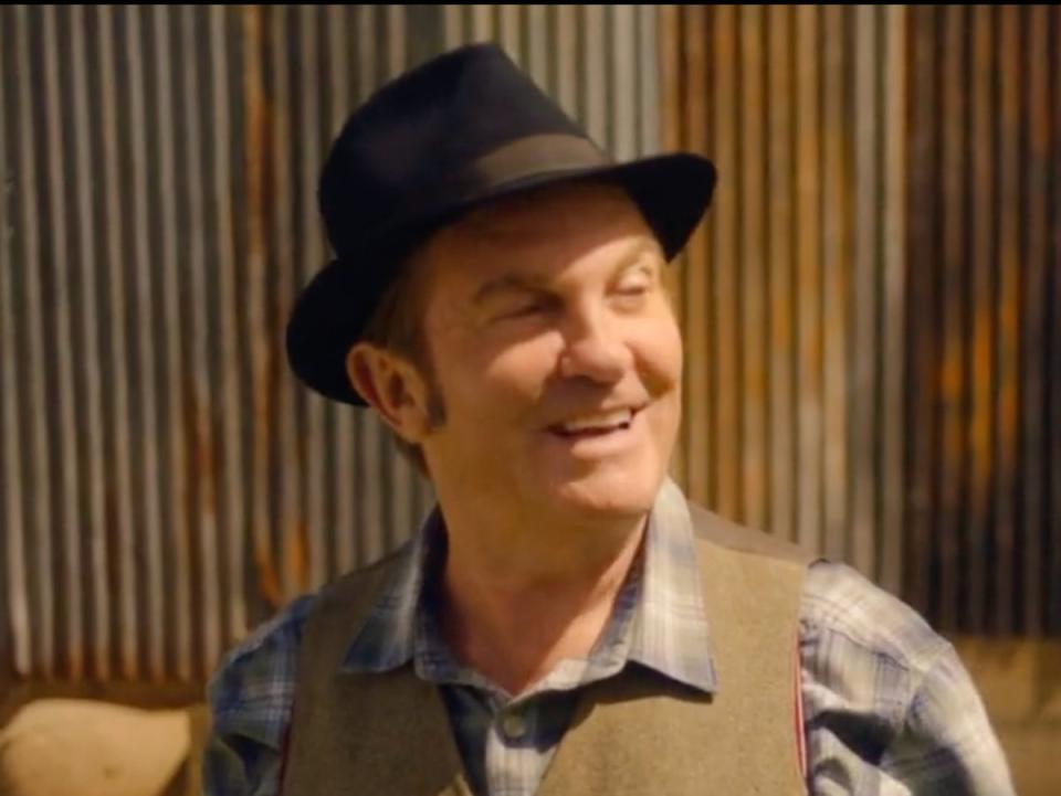 Bradley Walsh in ‘The Larkins’ (ITV)