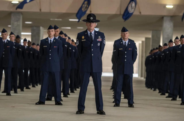 Entire Air Force to miss recruiting goal, the first failure since 1999
