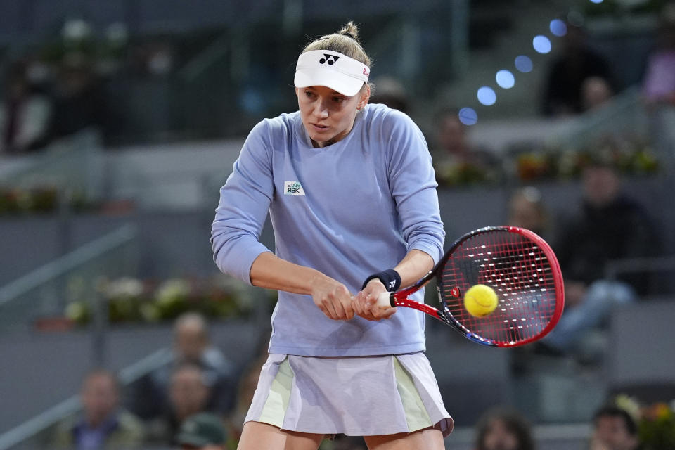 Elena Rybakina of Kazakhstan returns the ball to Aryna Sabalenka of Belarus during the Mutua Madrid Open tennis tournament in Madrid, Spain, Thursday, May 2, 2024. (AP Photo/Manu Fernandez)