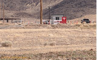 Tesla battery gigafactory site, Reno, Nevada, Feb 25, 2015 [photo: CC BY-NC-SA 4.0 Bob Tregilus]